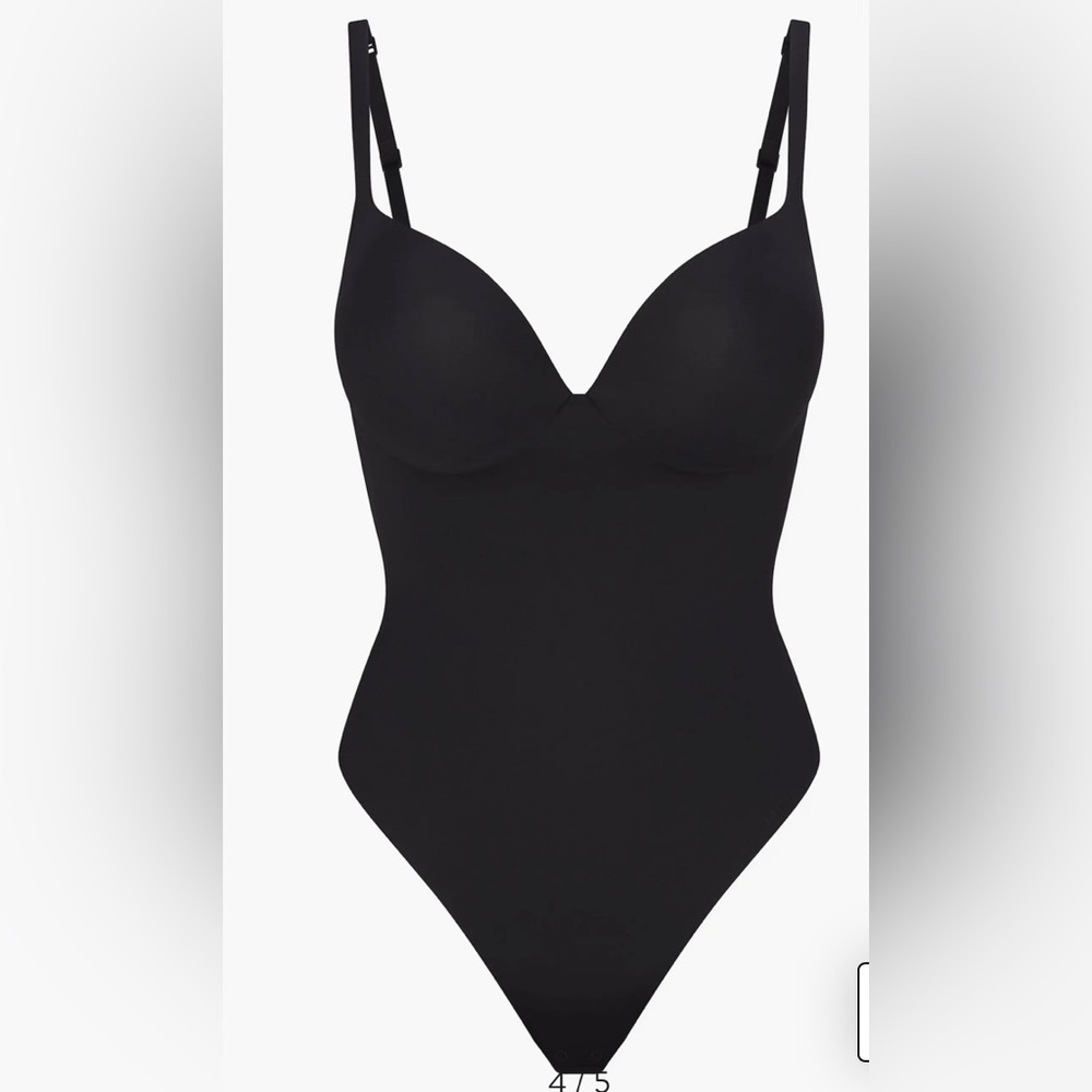 SKIMS Sz Medium Black Ultimate Push-Up Thong Bodysuit